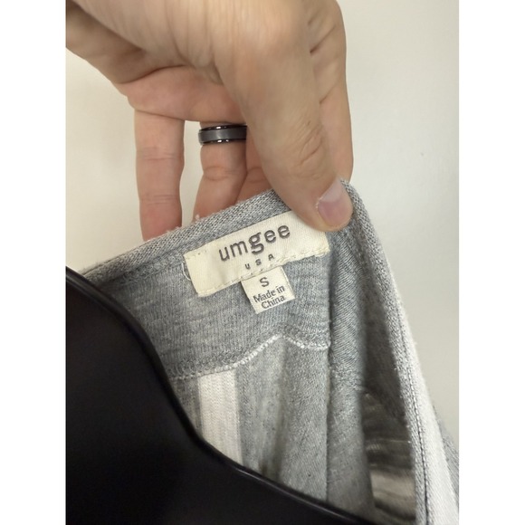 Umgee Top Blouse Oversized Tunic Size Small Strips - Picture 3 of 5